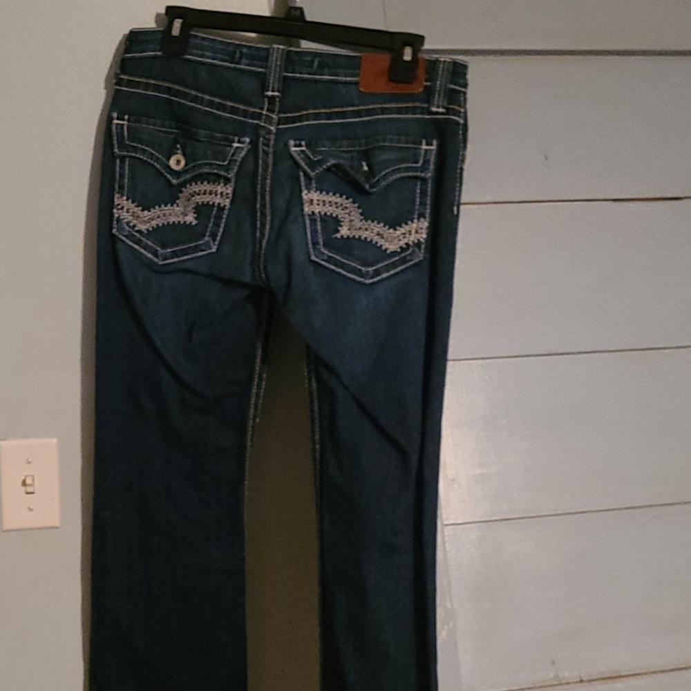 Jeans - Picture 2 of 5